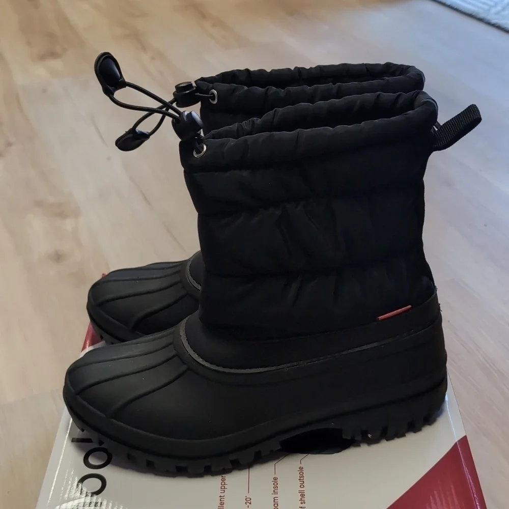 CHOOKA WOMEN'S NYLON PUFFER MID COLD WEATHER BOOT - BLACK